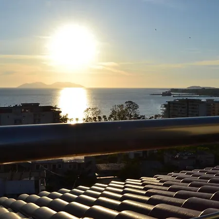 Seaview Penthouse Terrace & Private Garage Lejlighed