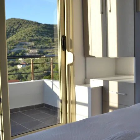 Seaview Penthouse Terrace & Garage Apartment Vlore