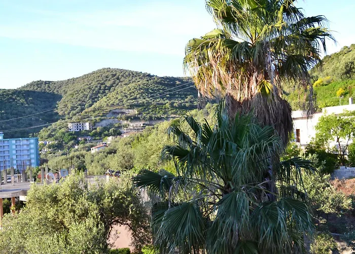 Seaview Penthouse Terrace & Private Garage * Vlorë