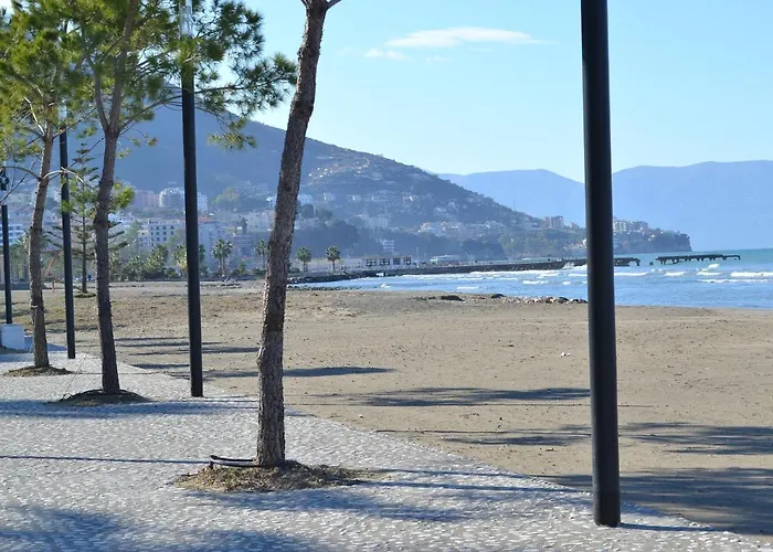 Seaview Penthouse Terrace & Private Garage Lejlighed Vlorë